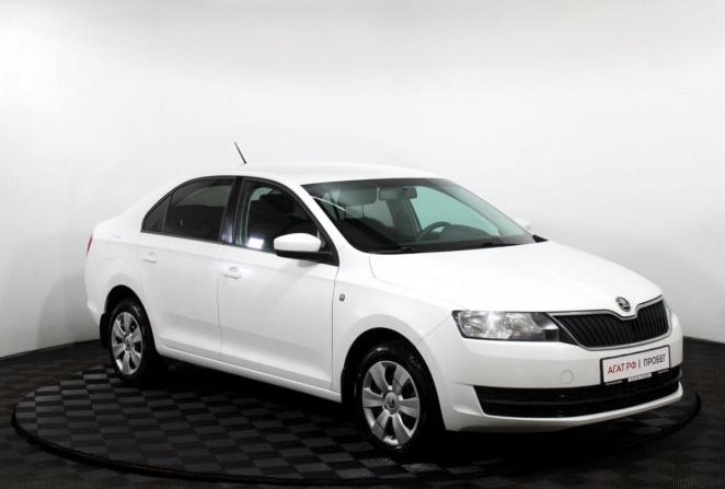 Skoda Rapid I с пробегом 2016 года, цена 900 000 рублей, 216810 км, лифтбек, Автокод Объявления