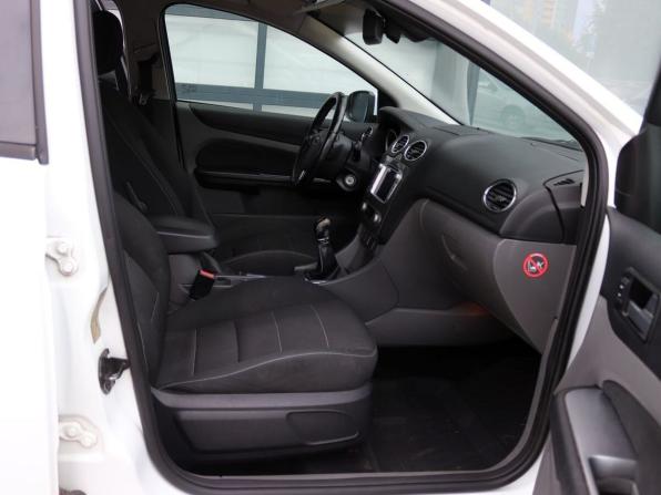 Ford Focus II Рестайлинг с пробегом 2010 года, цена 542 000 рублей, 215000 км, хэтчбек, Автокод Объявления