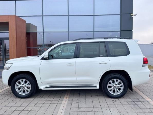 Toyota Land Cruiser 200 Series Рестайлинг 2 с пробегом 2021 года, цена 7 300 000 рублей, 55077 км, внедорожник, Автокод Объявления