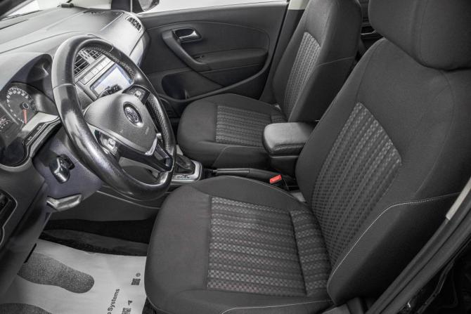 Volkswagen Polo V Рестайлинг с пробегом 2015 года, цена 1 149 000 рублей, 207000 км, седан, Автокод Объявления