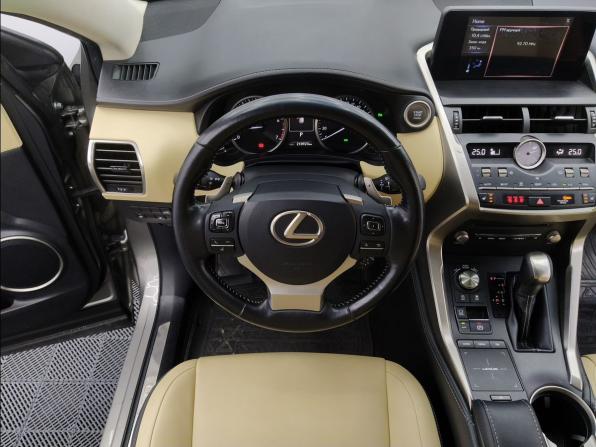 Lexus NX I Рестайлинг с пробегом 2018 года, цена 2 390 000 рублей, 210923 км, внедорожник, Автокод Объявления