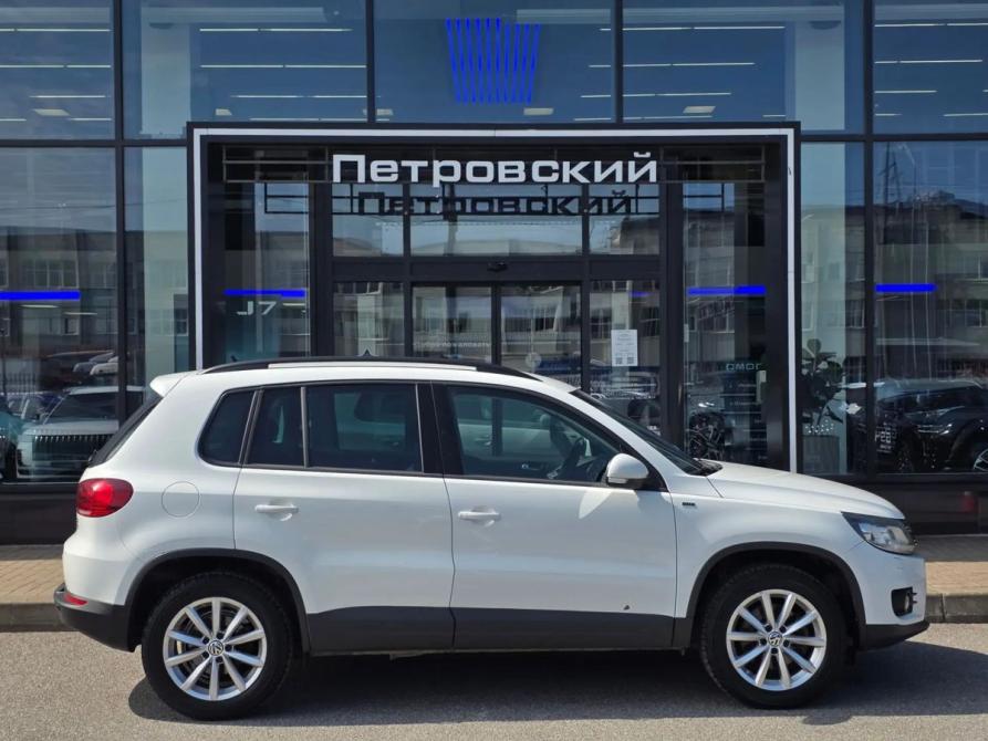 Volkswagen Tiguan I Рестайлинг Санкт-Петербург  - изображение 4