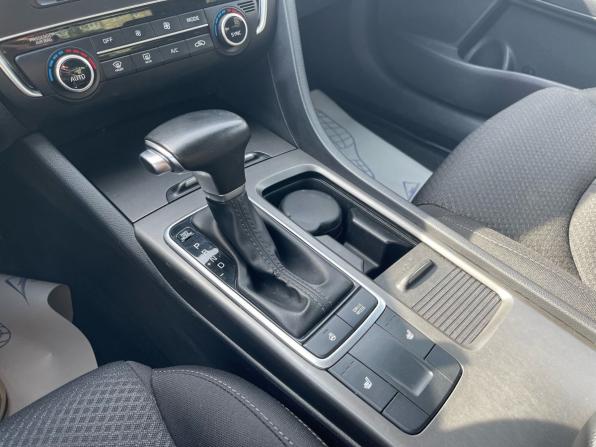 Kia Optima IV Рестайлинг с пробегом 2019 года, цена 1 649 000 рублей, 173000 км, седан, Автокод Объявления