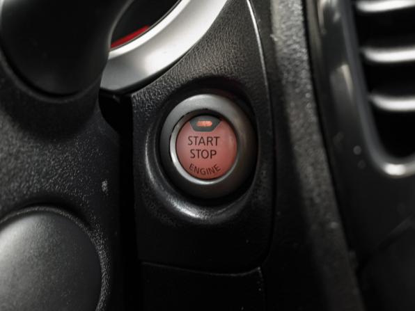 Nissan Juke I с пробегом 2011 года, цена 1 050 000 рублей, 172222 км, внедорожник, Автокод Объявления