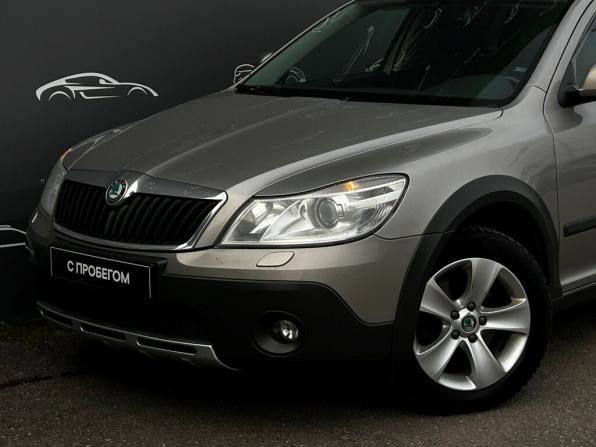 Skoda Octavia II (A5) Рестайлинг с пробегом 2011 года, цена 1 048 700 рублей, 227842 км, универсал, Автокод Объявления