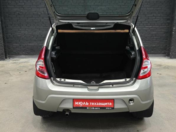 Renault Sandero I с пробегом 2013 года, цена 530 000 рублей, 176451 км, хэтчбек, Автокод Объявления