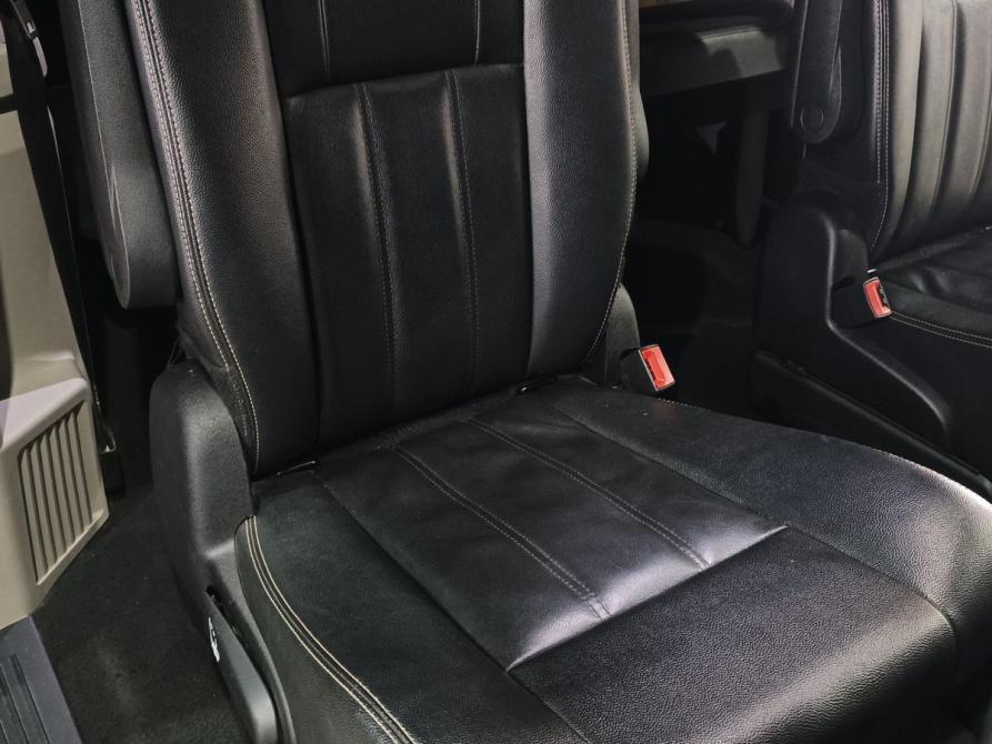 Chrysler Town &amp; Country V Рестайлинг Ставрополь  - изображение 29
