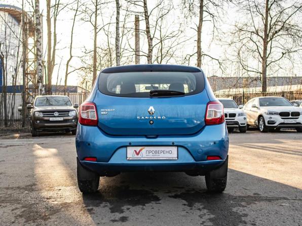 Renault Sandero II с пробегом 2016 года, цена 740 000 рублей, 180659 км, хэтчбек, Автокод Объявления