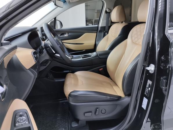 Hyundai Santa Fe IV Рестайлинг с пробегом 2021 года, цена 2 820 000 рублей, 101183 км, внедорожник, Автокод Объявления