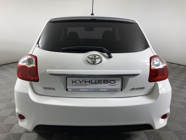 Toyota Auris I Рестайлинг с пробегом 2010 года, цена 827 000 рублей, 312443 км, хэтчбек, Автокод Объявления