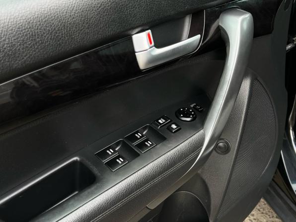 Kia Sorento II Рестайлинг с пробегом 2015 года, цена 2 150 000 рублей, 173585 км, внедорожник, Автокод Объявления
