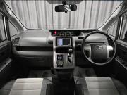Toyota Voxy II (R70) Красноярск  - изображение 29