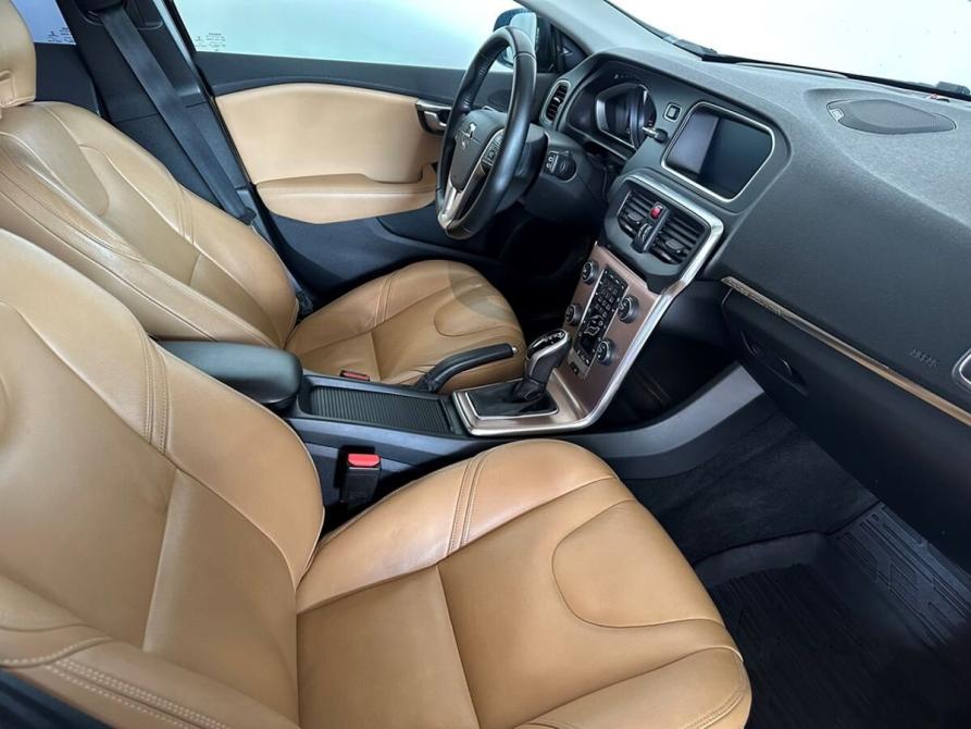 Volvo V40 Cross Country I Рестайлинг Москва  - изображение 10