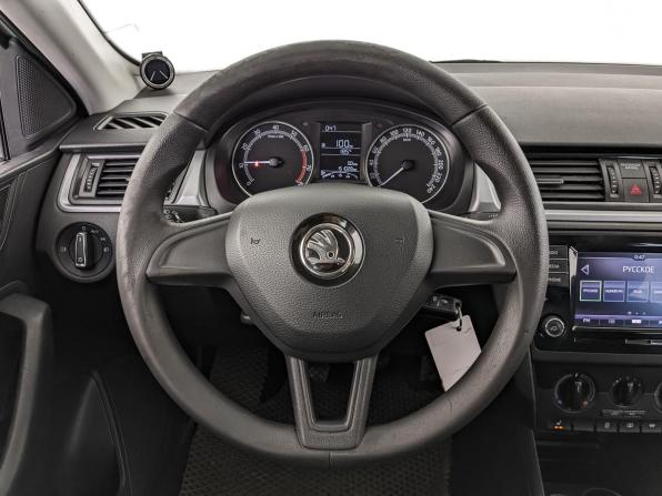Skoda Rapid I Рестайлинг с пробегом 2019 года, цена 900 000 рублей, 151028 км, лифтбек, Автокод Объявления