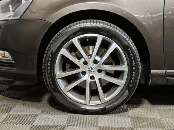 Volkswagen Passat B7 с пробегом 2012 года, цена 730 000 рублей, 259151 км, седан, Автокод Объявления