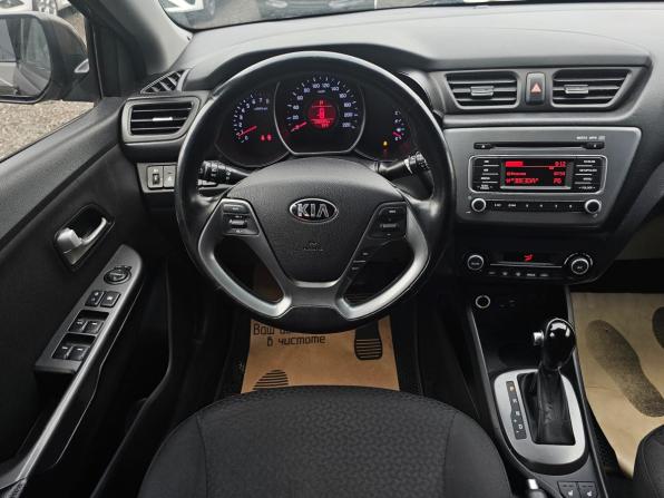 Kia Rio III Рестайлинг с пробегом 2016 года, цена 975 000 рублей, 133000 км, седан, Автокод Объявления