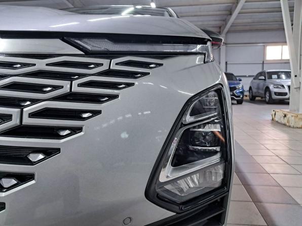 Omoda C5 I Рестайлинг с пробегом 2024 года, цена 2 120 000 рублей, 48462 км, внедорожник, Автокод Объявления