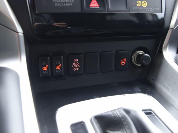 Mitsubishi Pajero Sport III с пробегом 2020 года, цена 3 090 000 рублей, 132631 км, внедорожник, Автокод Объявления