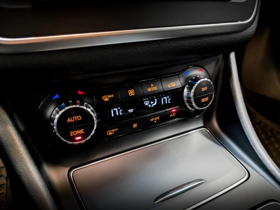 Mercedes-Benz GLA I (X156) Рестайлинг Москва  - изображение 25