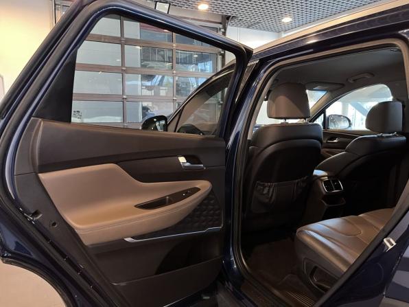 Hyundai Santa Fe IV с пробегом 2019 года, цена 2 933 000 рублей, 104630 км, внедорожник, Автокод Объявления