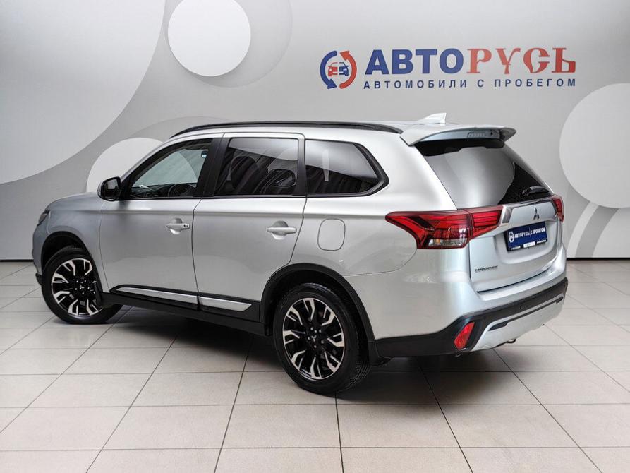 Mitsubishi Outlander III Рестайлинг 3 Подольск  - изображение 2