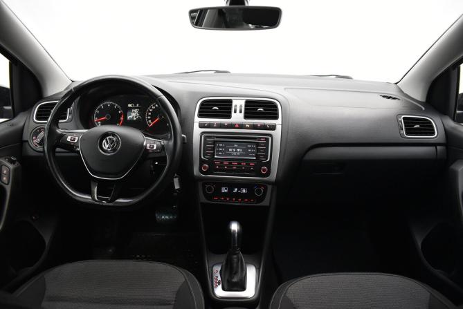 Volkswagen Polo V Рестайлинг с пробегом 2015 года, цена 1 395 000 рублей, 59605 км, седан, Автокод Объявления
