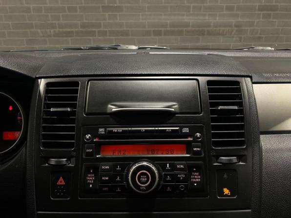 Nissan Tiida I Рестайлинг с пробегом 2012 года, цена 909 000 рублей, 177029 км, хэтчбек, Автокод Объявления