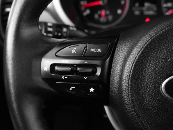 Kia Rio IV Рестайлинг с пробегом 2021 года, цена 1 519 000 рублей, 126245 км, седан, Автокод Объявления