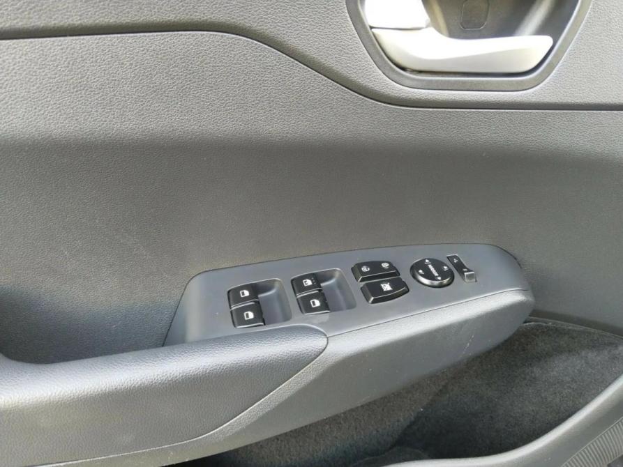 Hyundai Solaris II Рестайлинг Набережные Челны  - изображение 6