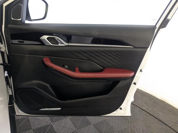 Geely Coolray I Рестайлинг с пробегом 2023 года, цена 1 995 000 рублей, 40300 км, внедорожник, Автокод Объявления