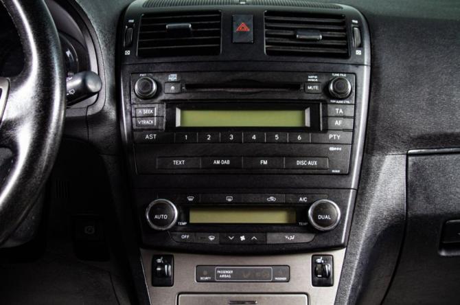 Toyota Avensis III с пробегом 2009 года, цена 749 000 рублей, 319900 км, универсал, Автокод Объявления