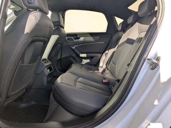 Audi A6 V (C8) с пробегом 2022 года, цена 4 264 000 рублей, 99756 км, седан, Автокод Объявления