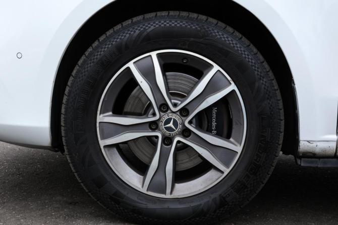 Mercedes-Benz V-Класс III (W447) Рестайлинг с пробегом 2020 года, цена 3 890 000 рублей, 227847 км, минивэн, Автокод Объявления