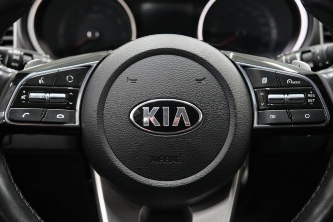 Kia Ceed III с пробегом 2018 года, цена 1 579 000 рублей, 78500 км, хэтчбек, Автокод Объявления