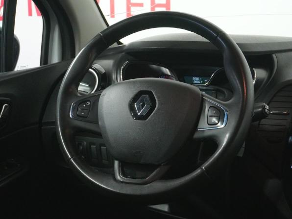 Renault Kaptur I с пробегом 2017 года, цена 1 399 000 рублей, 95655 км, внедорожник, Автокод Объявления