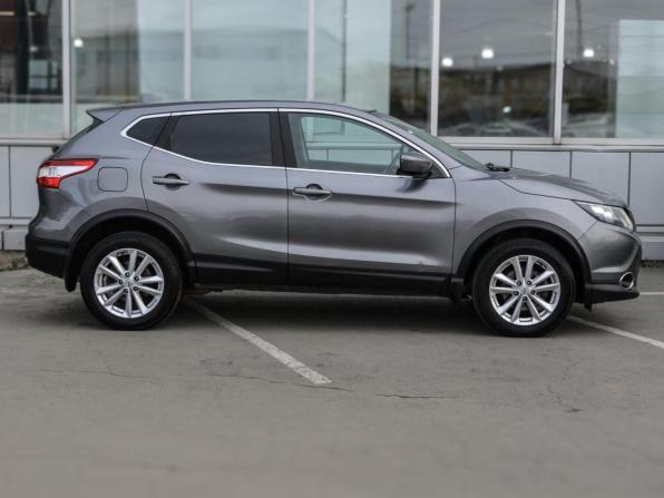 Nissan Qashqai II с пробегом 2017 года, цена 1 340 000 рублей, 233463 км, внедорожник, Автокод Объявления