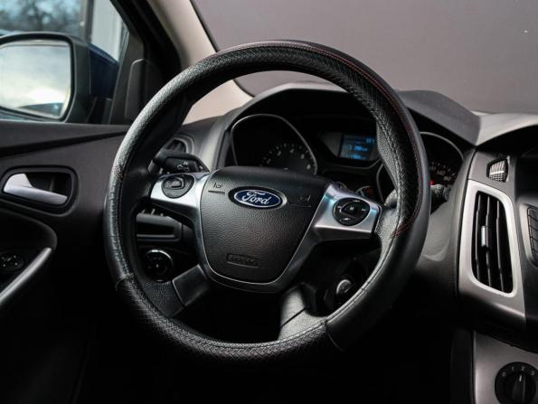 Ford Focus III с пробегом 2015 года, цена 878 000 рублей, 171863 км, хэтчбек, Автокод Объявления