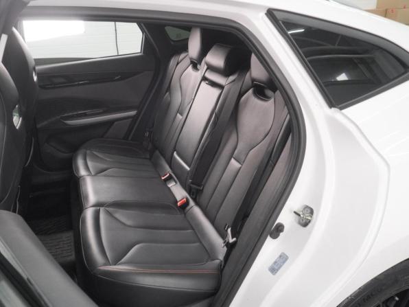 Changan UNI-V I с пробегом 2023 года, цена 2 179 000 рублей, 55321 км, лифтбек, Автокод Объявления