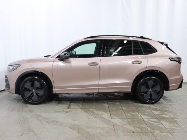 Volkswagen Tiguan III (China Market) с пробегом 2024 года, цена 4 500 000 рублей, 16741 км, внедорожник, Автокод Объявления