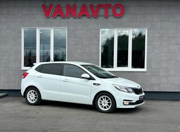 Kia Rio III Рестайлинг с пробегом 2016 года, цена 1 090 000 рублей, 117580 км, хэтчбек, Автокод Объявления