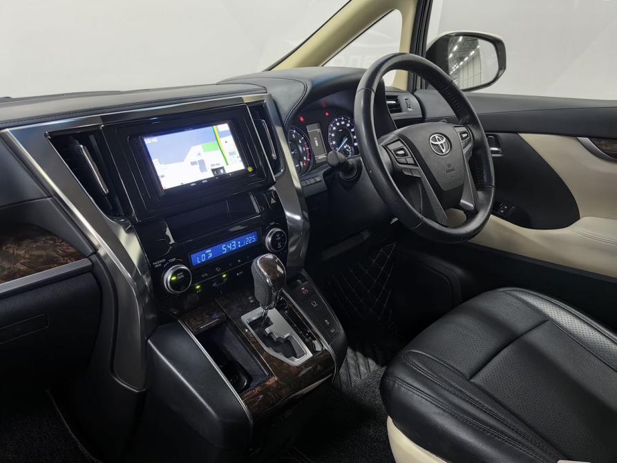 Toyota Vellfire II Рестайлинг Новосибирск  - изображение 8