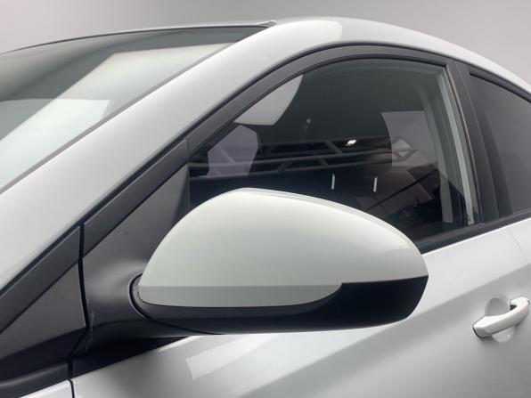 Hyundai Solaris II Рестайлинг с пробегом 2020 года, цена 1 049 000 рублей, 141113 км, седан, Автокод Объявления