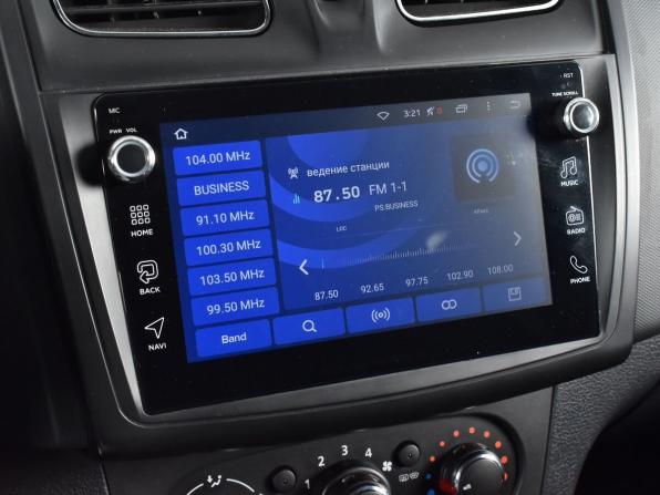 Renault Logan II Рестайлинг с пробегом 2019 года, цена 820 000 рублей, 37818 км, седан, Автокод Объявления