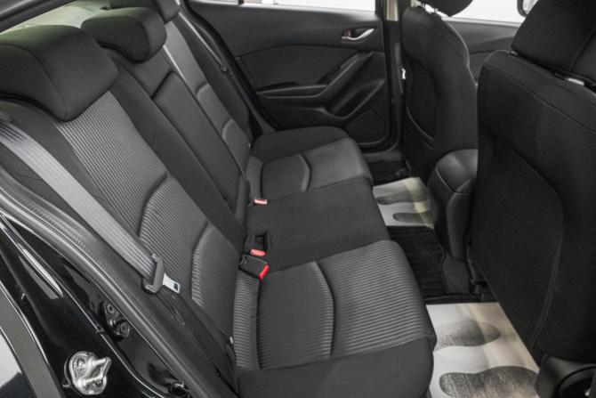 Mazda Axela III с пробегом 2014 года, цена 1 449 000 рублей, 65000 км, седан, Автокод Объявления