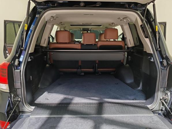 Toyota Land Cruiser 200 Series Рестайлинг 2 с пробегом 2016 года, цена 5 999 000 рублей, 95830 км, внедорожник, Автокод Объявления