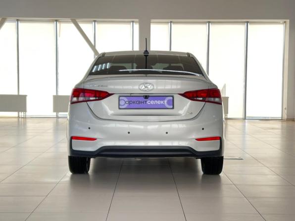 Hyundai Solaris II с пробегом 2019 года, цена 1 440 000 рублей, 106148 км, седан, Автокод Объявления