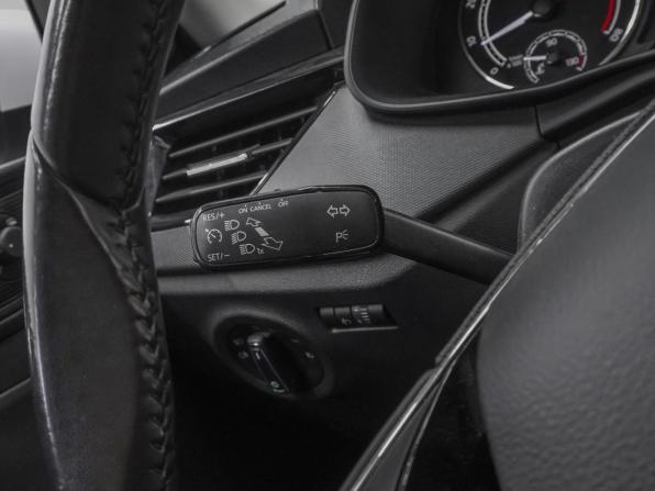 Skoda Rapid II с пробегом 2022 года, цена 1 765 000 рублей, 118263 км, лифтбек, Автокод Объявления