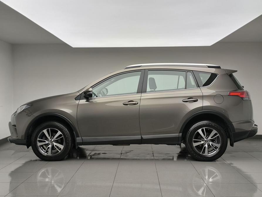 Toyota RAV4 IV (XA40) Рестайлинг Москва  - изображение 2