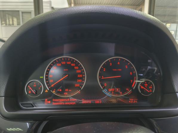 BMW 5 серии VI (F10/F11/F07) Рестайлинг с пробегом 2015 года, цена 1 820 000 рублей, 205381 км, седан, Автокод Объявления