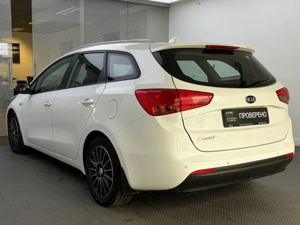 Kia Ceed II Рестайлинг с пробегом 2017 года, цена 1 365 000 рублей, 168767 км, универсал, Автокод Объявления
